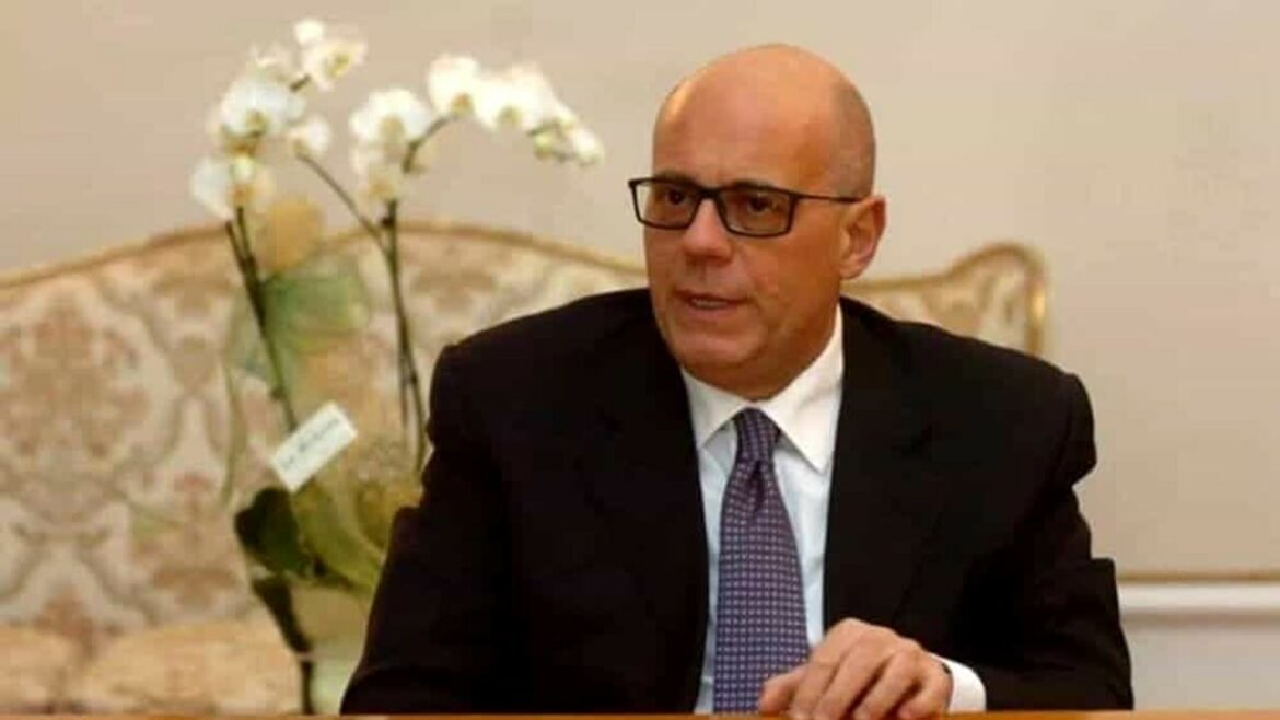 Francesco Russo Salernotoday
