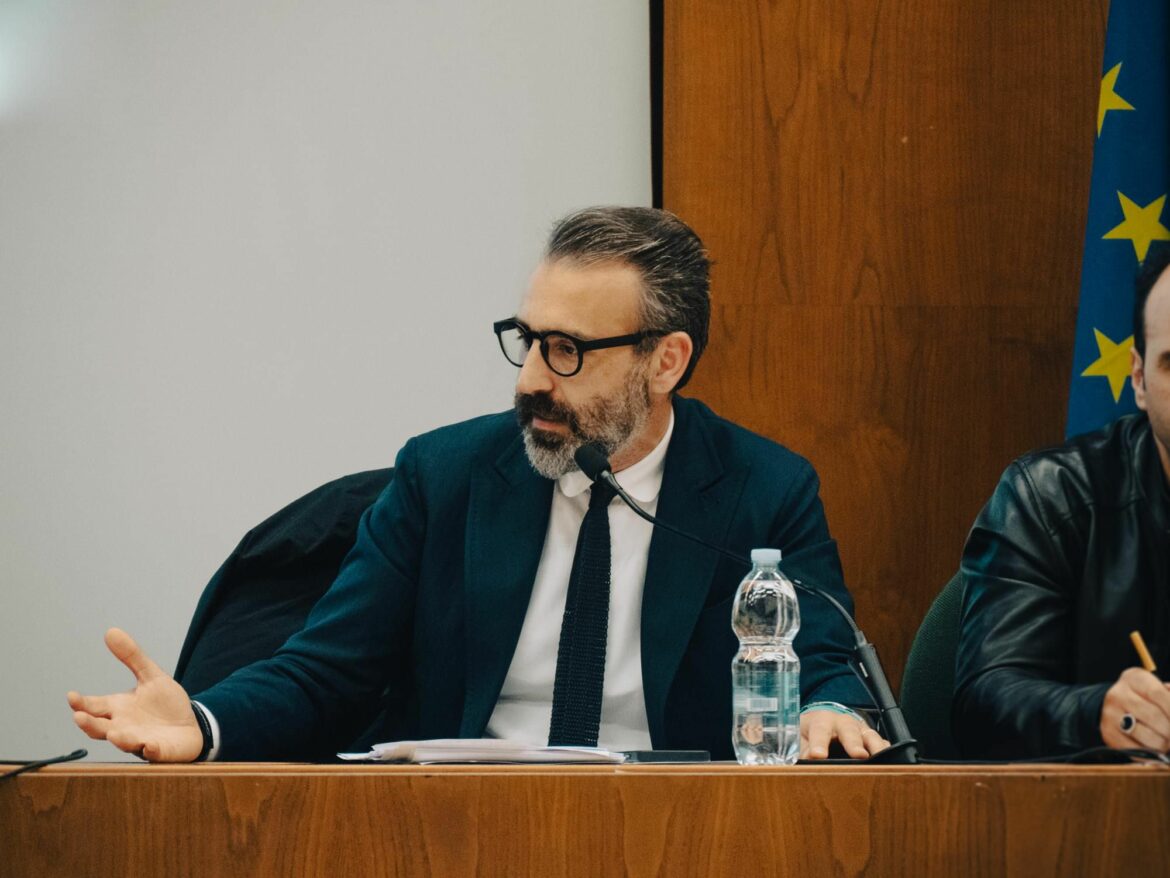 77ef945e-11fc-493c-80b6-53c253291086