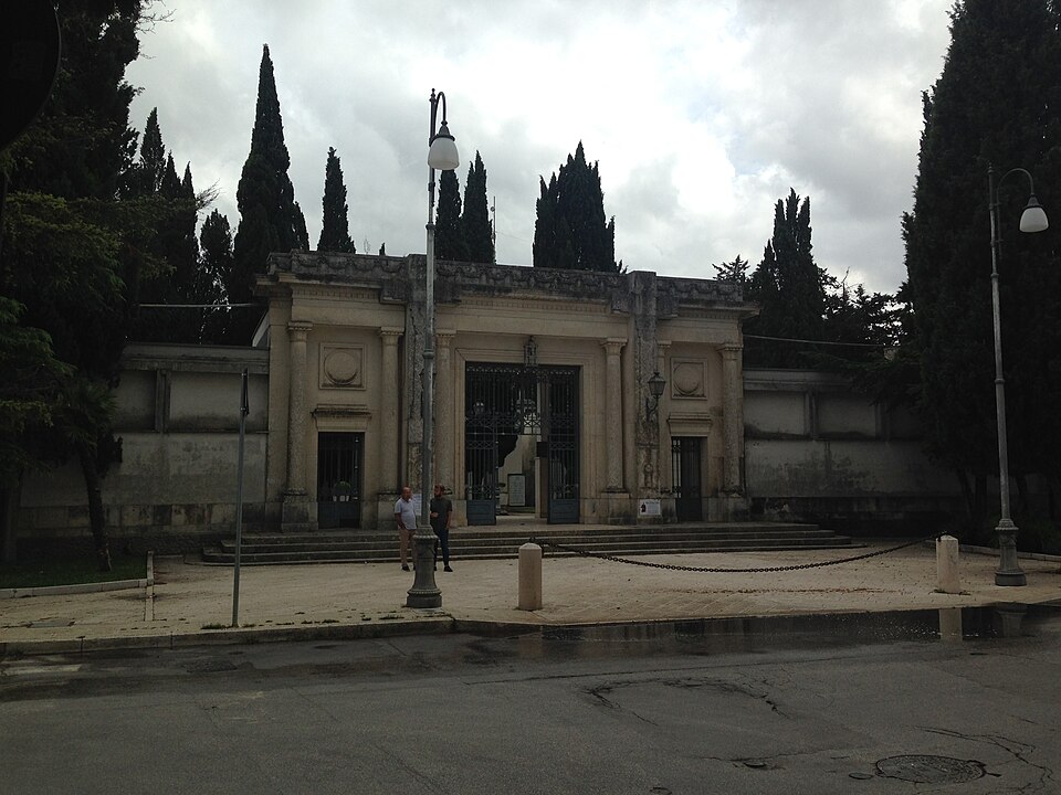 Altamura’s_New_Cemetery_-_Entrance